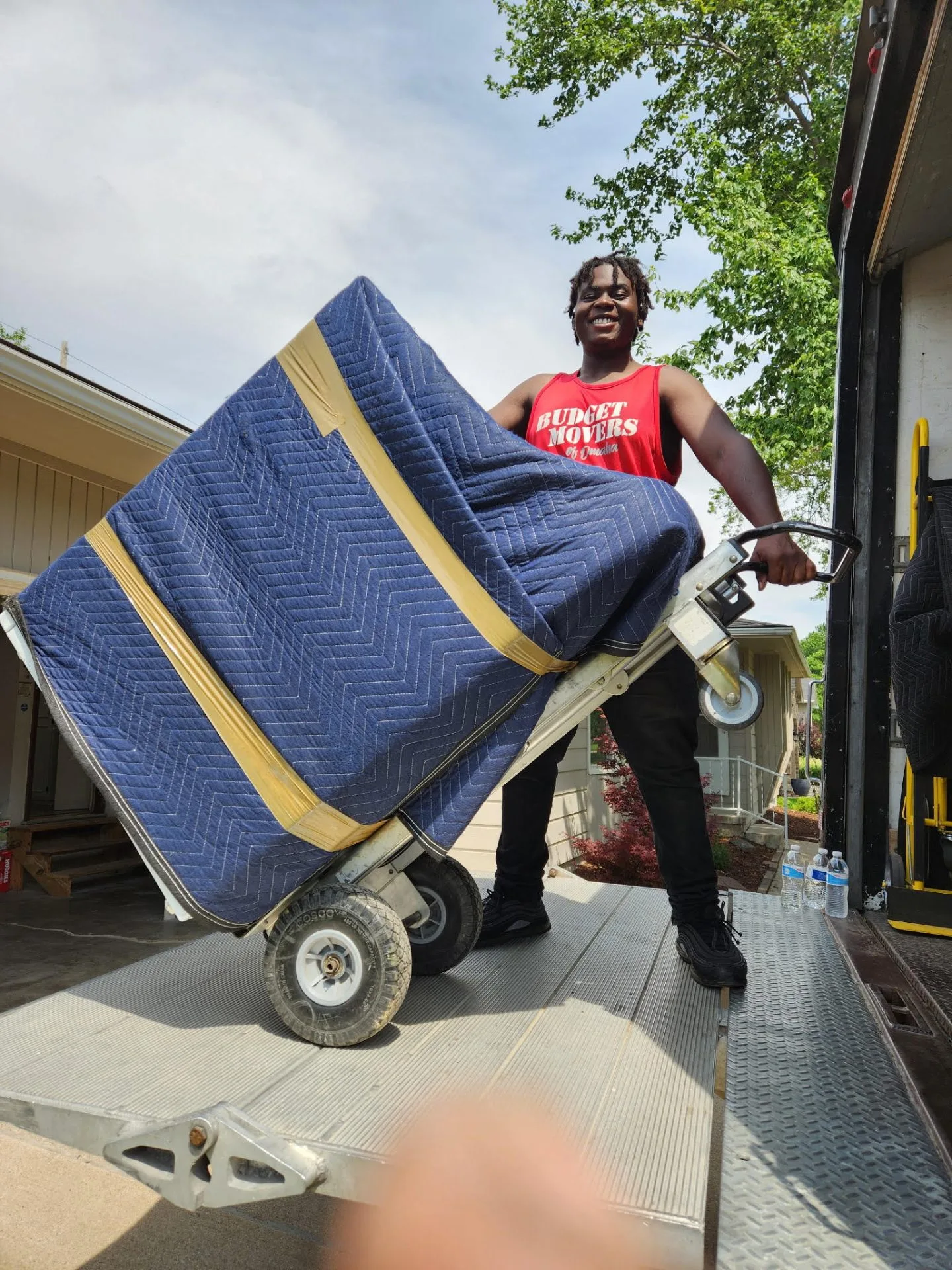Budget Movers of Omaha crew on the job